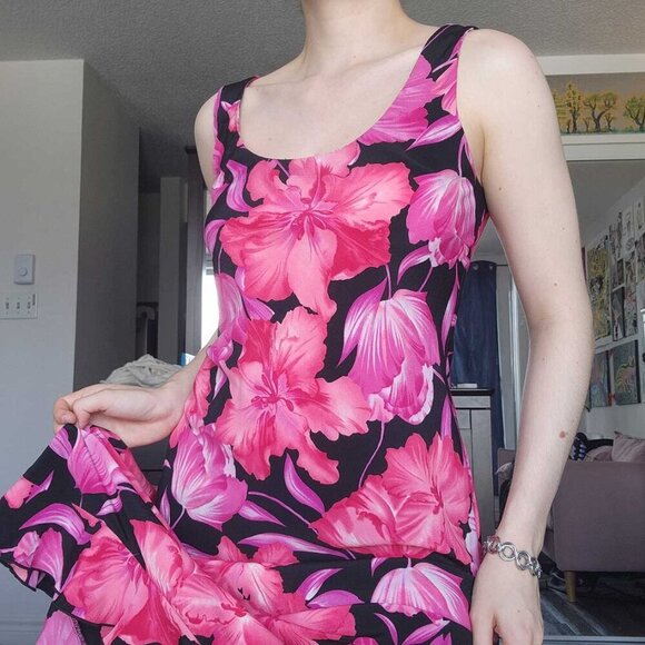 Vintage romantic 90s pink and black sleeveless midi floral dress with ruffles - Picture 2 of 14